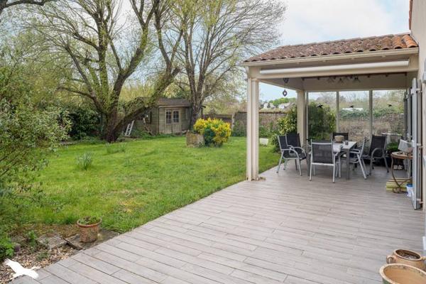 Maison à vendre 300 000 € Aulnay 7 p 185 m² DPE C
