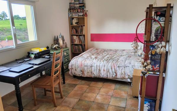 Maison à vendre    4 pièces • 106 m2 Saint-Denis-des-Murs