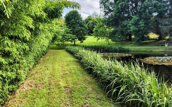 Maison à vendre    4 pièces • 106 m2 Saint-Denis-des-Murs