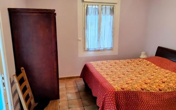 Maison à vendre    4 pièces • 106 m2 Saint-Denis-des-Murs