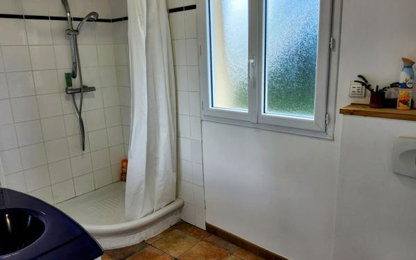 Maison à vendre    4 pièces • 106 m2 Saint-Denis-des-Murs