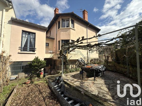 Maison 7 pièces de 200 m² à Le Puy-en-Velay (43000)