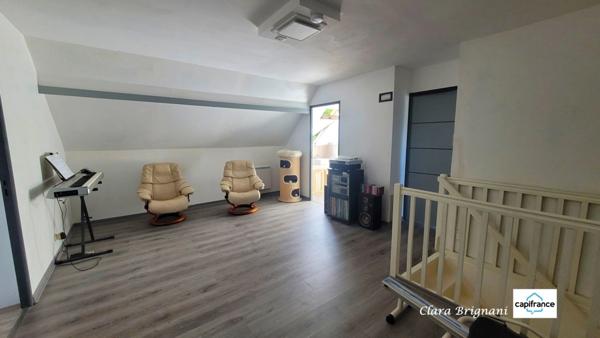 Maison familiale 11 pièces avec volumes généreux à Saint-Germain-lès-Arpajon (91)