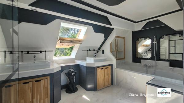 Maison familiale 11 pièces avec volumes généreux à Saint-Germain-lès-Arpajon (91)