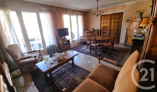 Maison à vendre  5 pièces - 93,41 m2 ST MAUR DES FOSSES - 94