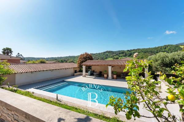 Bastia, Villa 5 Chambres -  373 m² à vendre