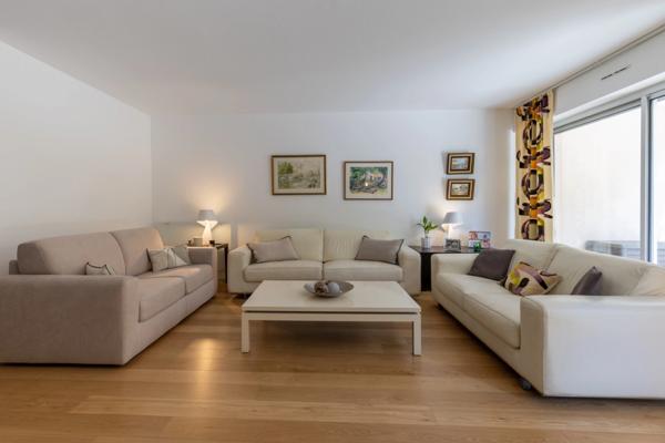 Marseille 9ème, le Redon T4 D’exception avec jardin paysager de 200m2 et Terrasses de 50M2.