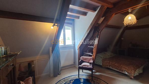 Vente
                Villa230 m² - 8 Pièces -
                    VILLEMANDEUR (45700)