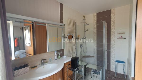 Vente
                Villa230 m² - 8 Pièces -
                    VILLEMANDEUR (45700)