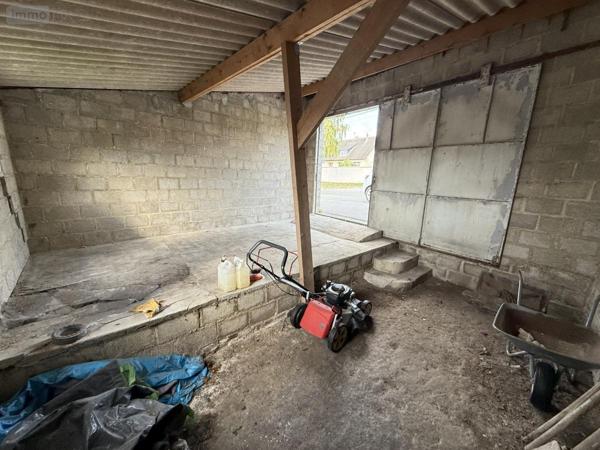 Garage - Parking à vendre à Moreuil dans la Somme (80110), ref : 80121-2743