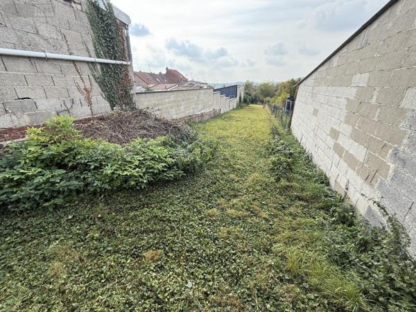 Garage - Parking à vendre à Moreuil dans la Somme (80110), ref : 80121-2743