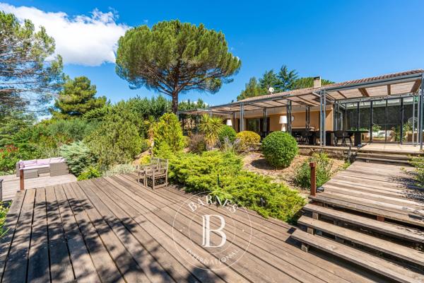 La Tour-d'Aigues, Propriété 5 Chambres -  212 m² à vendre
