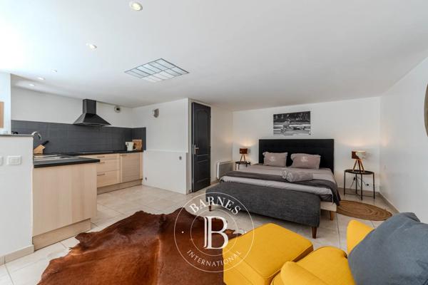 La Tour-d'Aigues, Propriété 5 Chambres -  212 m² à vendre