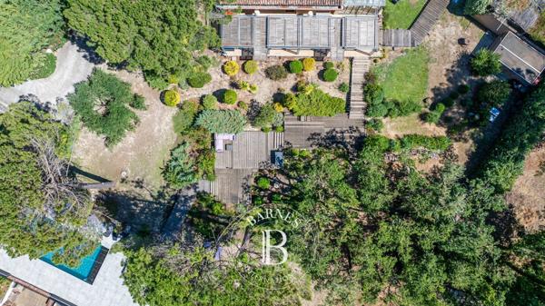 La Tour-d'Aigues, Propriété 5 Chambres -  212 m² à vendre