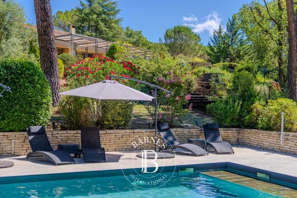 La Tour-d'Aigues, Propriété 5 Chambres -  212 m² à vendre