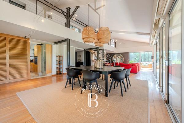 La Tour-d'Aigues, Propriété 5 Chambres -  212 m² à vendre