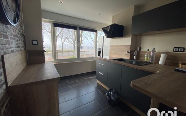 Appartement à louer    2 pièces • 62 m2 Calais