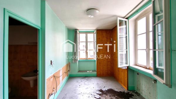 Ancien hôtel à réhabiliter – fort potentiel