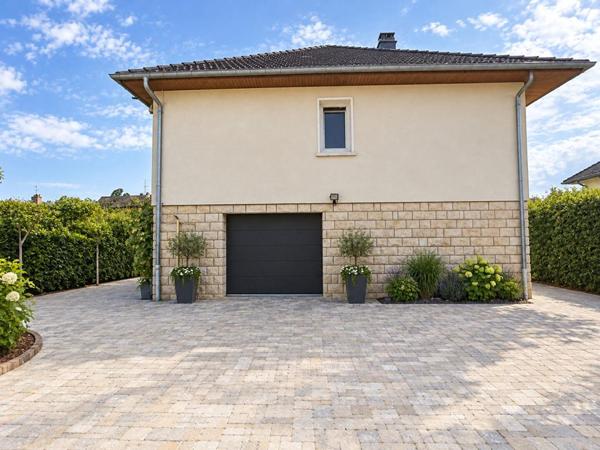 VARENNES-VAUZELLES - MAISON 5 CHAMBRES