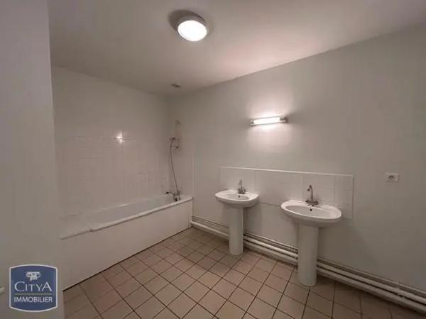 Location appartement 4 pièces de 110.16m²