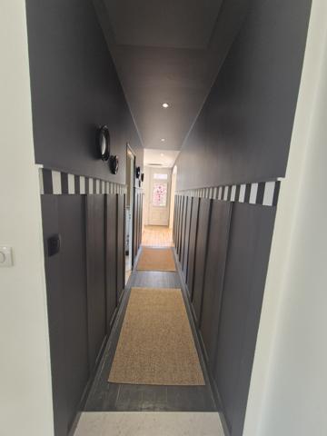 Maison 7 pièce(s) 6 chambre(s) 261 m²