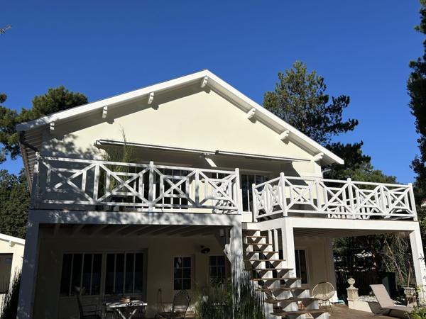 Maison 7 pièce(s) 6 chambre(s) 261 m²