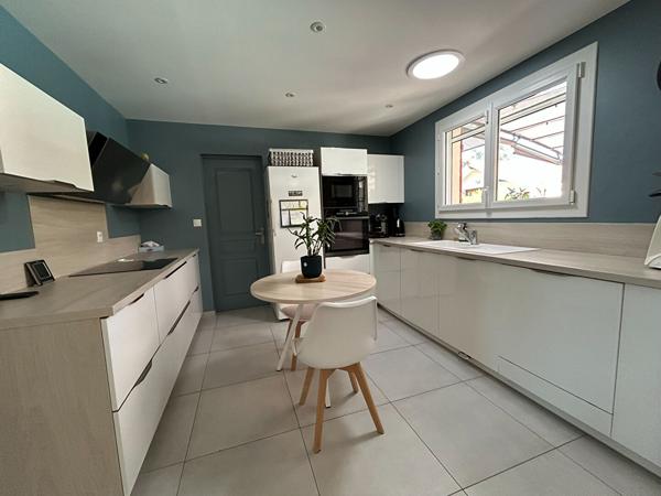 Maison Saint Medard En Jalles 6 pièce(s) 175.74 m2