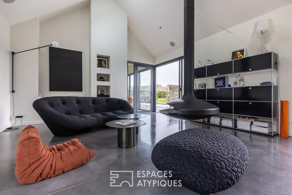 Maison d’architecte contemporaine avec parc et piscine