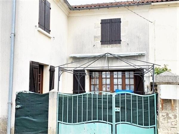 Maison de ville en pierre