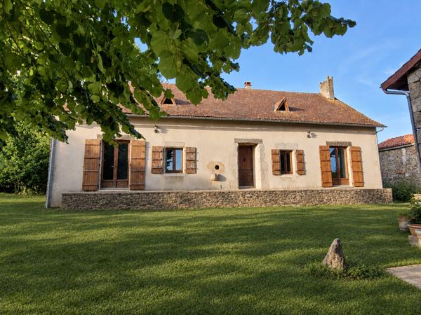 Maison à vendre à Saint-Saud-Lacoussière (24470) - Dordogne