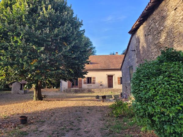 Maison à vendre à Saint-Saud-Lacoussière (24470) - Dordogne