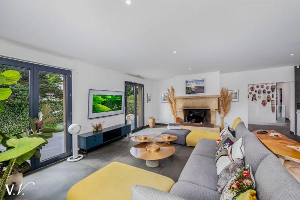 VILLA AUX PRESTATIONS DE STANDING - EYSINES