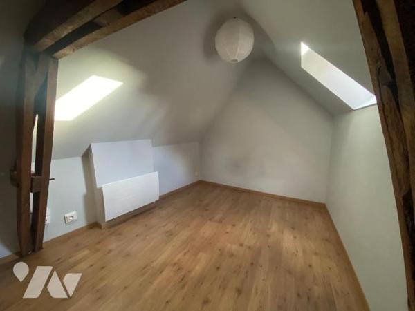 Maison à vendre à Vitré : à seulement 7 minutes à pieds de la gare, maison d'environ 110 m² qui...