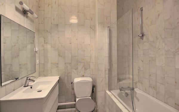 Appartement à louer    5 pièces • 150 m2 Paris 6