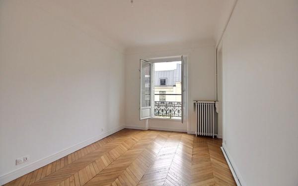 Appartement à louer    5 pièces • 150 m2 Paris 6