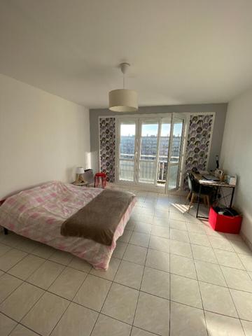 RENNES/ VILLEAJEAN: Chambre meublée en colocation