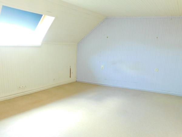 Immeuble à vendre ERNEE (53)