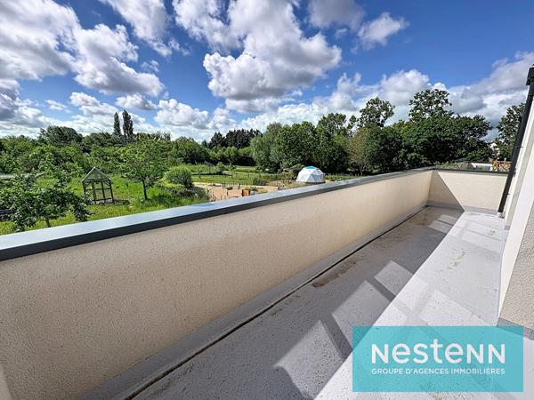 A VENDRE -  HILLION/ST RENE - APPARTEMENT T3 - CENTRE