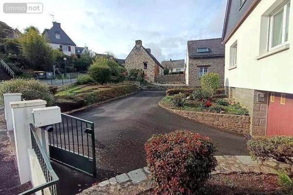 Maison à vendre à Pontivy dans le Morbihan (56300), ref : 56061-891