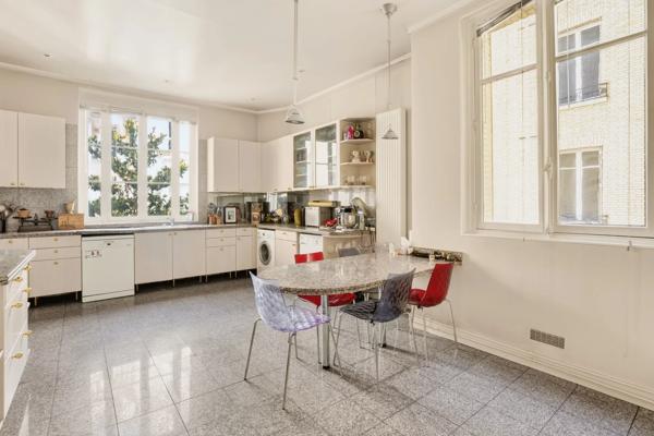 Appartement Paris 16 e - FAISANDERIE / HENRI MARTIN
