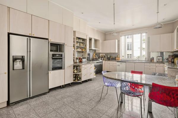Appartement Paris 16 e - FAISANDERIE / HENRI MARTIN