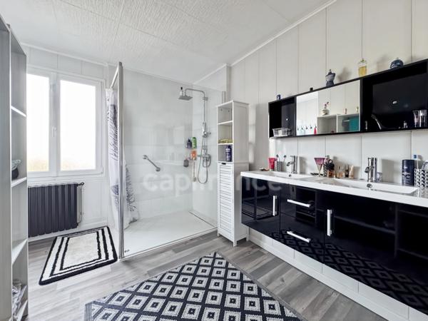 Maison à vendre 7 pièces SAINT PEREUSE (58)