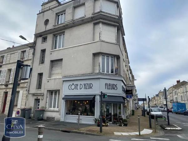 Appartement à louer 1 pièce 26.02m²