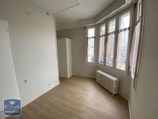 Appartement à louer 1 pièce 26.02m²