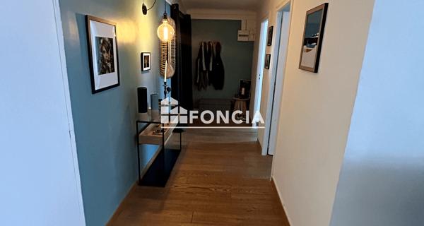 À vendre Appartement 3 pièces 77 m² - Marseille 13001