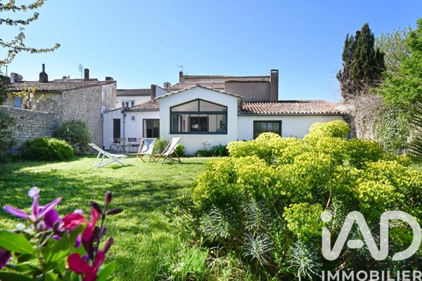 Maison à vendre 7 pièces 141 m² Saint-Martin-de-Ré