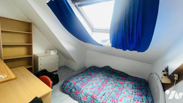 CARNAC : en exclusivité entre bourg et plage appartement avec cave et parking 