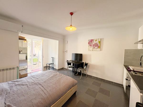 HYERES L' AYGUADE - Maison - 4 logements - 144m2