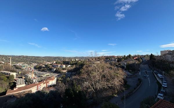 Appartement à vendre    3 pièces • 59,53 m2 Grasse