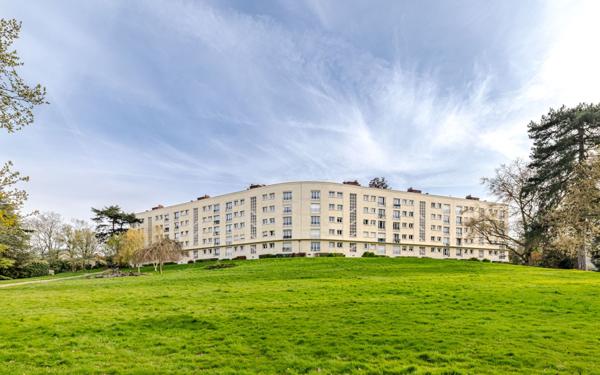 Appartement à vendre    3 pièces • 74,41 m2 Sèvres